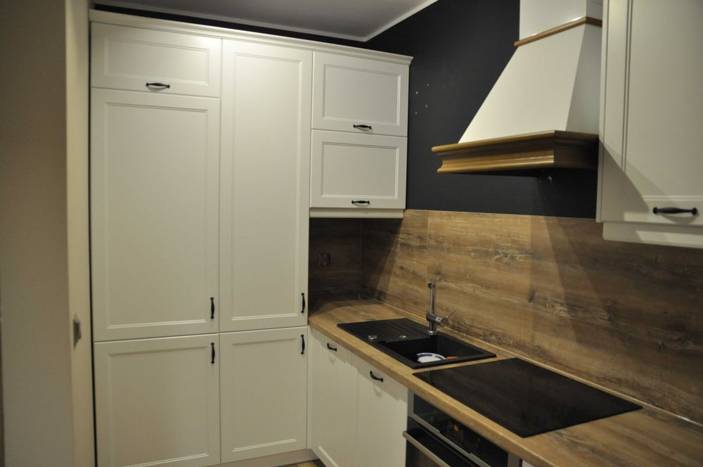 meble na wymiar-stolarz meblowy