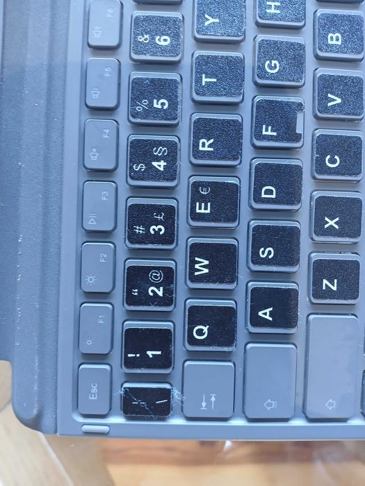 Carregador + teclado surface pro