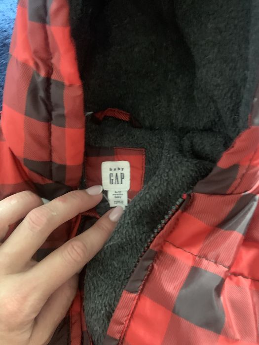 Продам зимний детский пуховой комбинезон gap