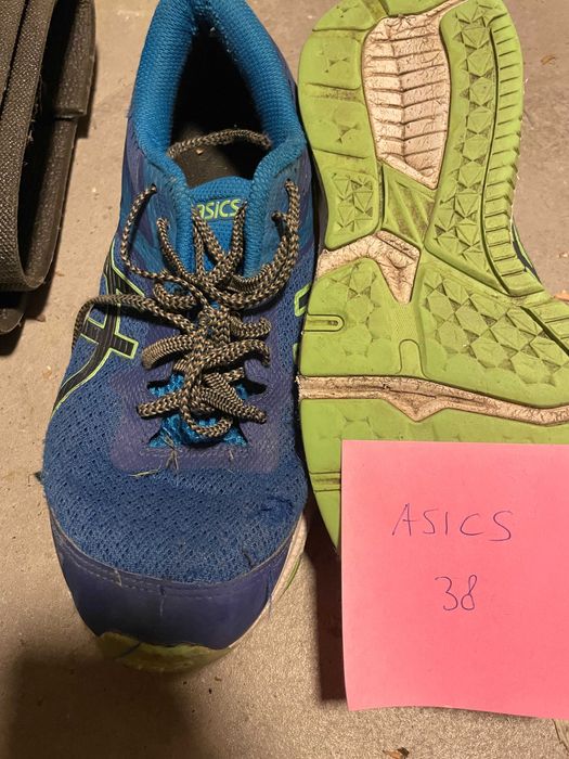 Buty dziecięce - Różne marki i rozmiary (39, 38, 31, 35, 36, 40)