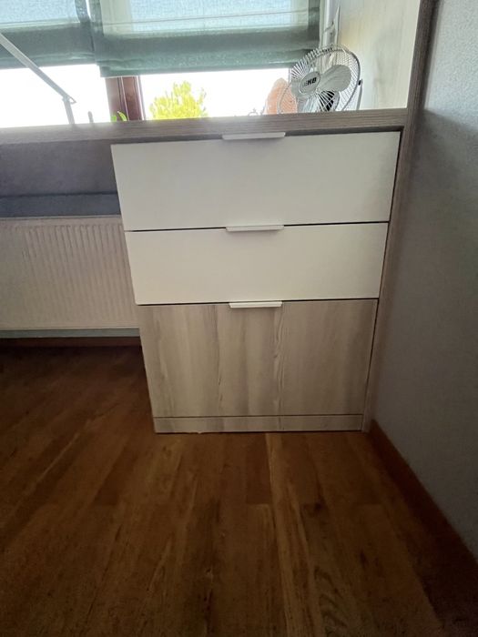 meble młodzieżowe w zabudowie