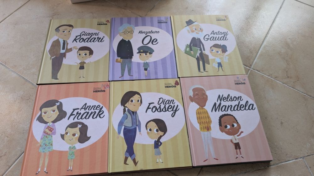 Diversos livros infantis