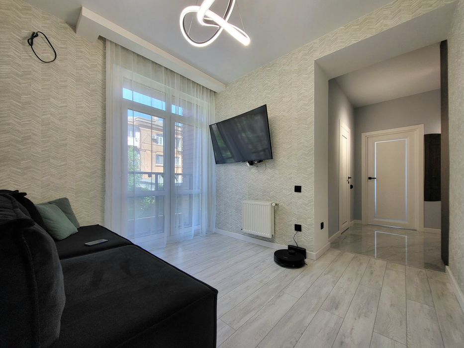 Продається Шикарна 2 кімната квартира в центрі міста.