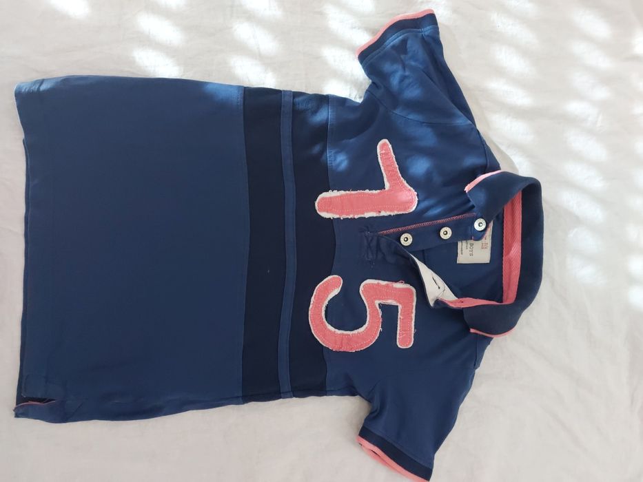 Camisas, Polo, T-shirt, casacos e Máscara de Marca para Criança