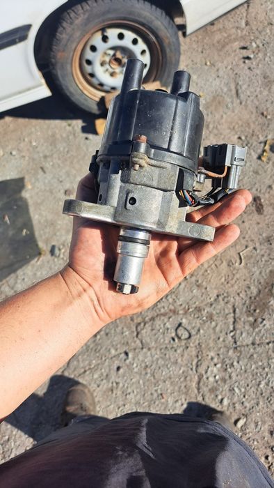 Трамблер зажигание тойота королла карина авенсис corolla carina avensi