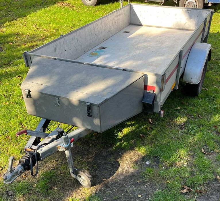 Przyczepka samochodowa 800DMC