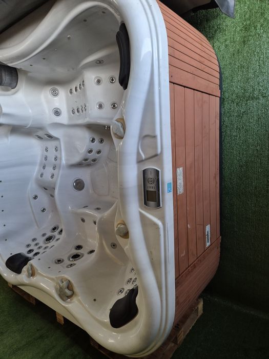 Jacuzzi ogrodowe używane 5️⃣ osobowe Gecko