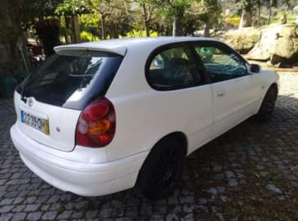 Toyota Corolla Van (2 lugares)