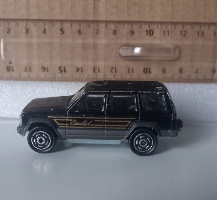 Cherokee 4x4 majorette