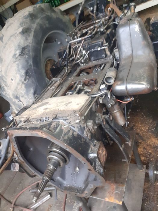 Case 845 844..745 most skrzynia napęd koła 956