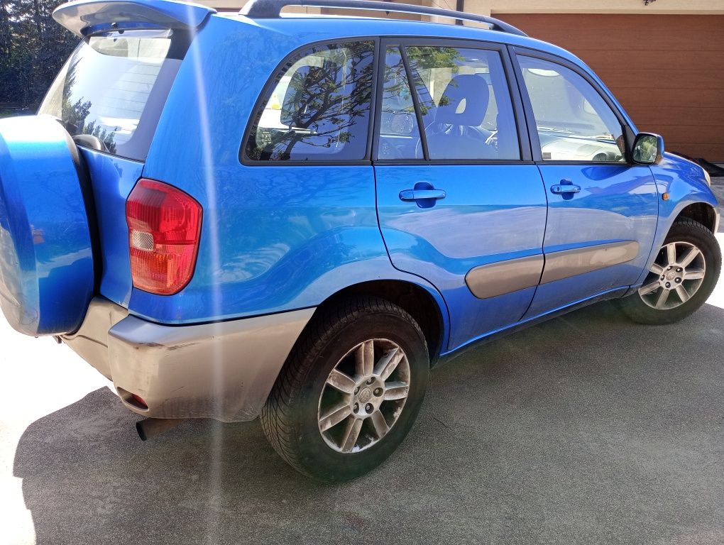 Toyota RAV4  2001 1.8 benzyna