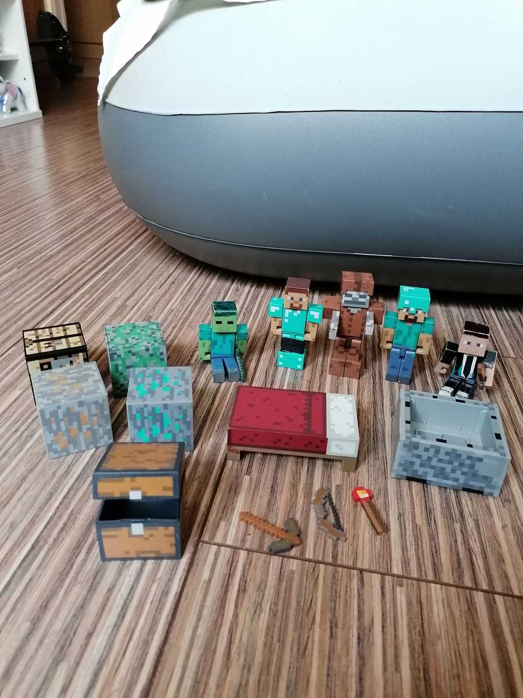 Oryginalne figurki Minecraft wraz z akcesoriami 16 sztuk