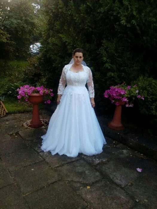 Suknie w rozmiarach Plus size