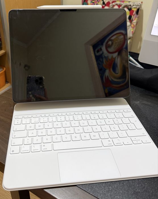 Vendo telclado Magic Keyboard para o ipad Air 13" (M3)