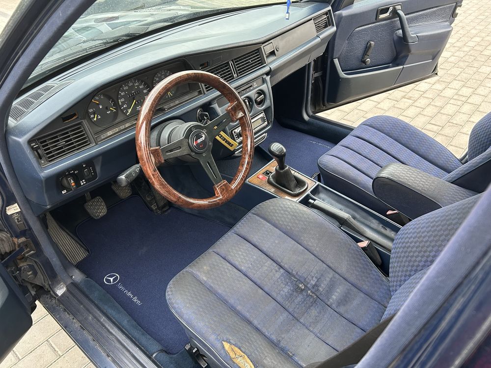 Mercedes 190 m113 4.3 V8