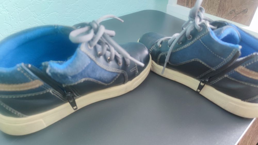 Черевики осінні Braska, 34 розмір. Шкіряні. Устілка 21 см.