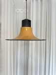 Duńska lampa wisząca – retro design lat 70