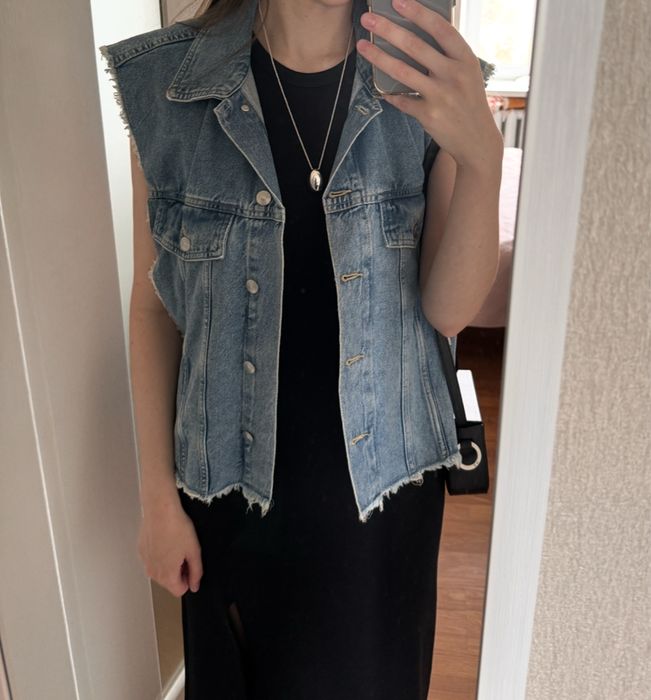 Джинсовий жилет H&M розмір M