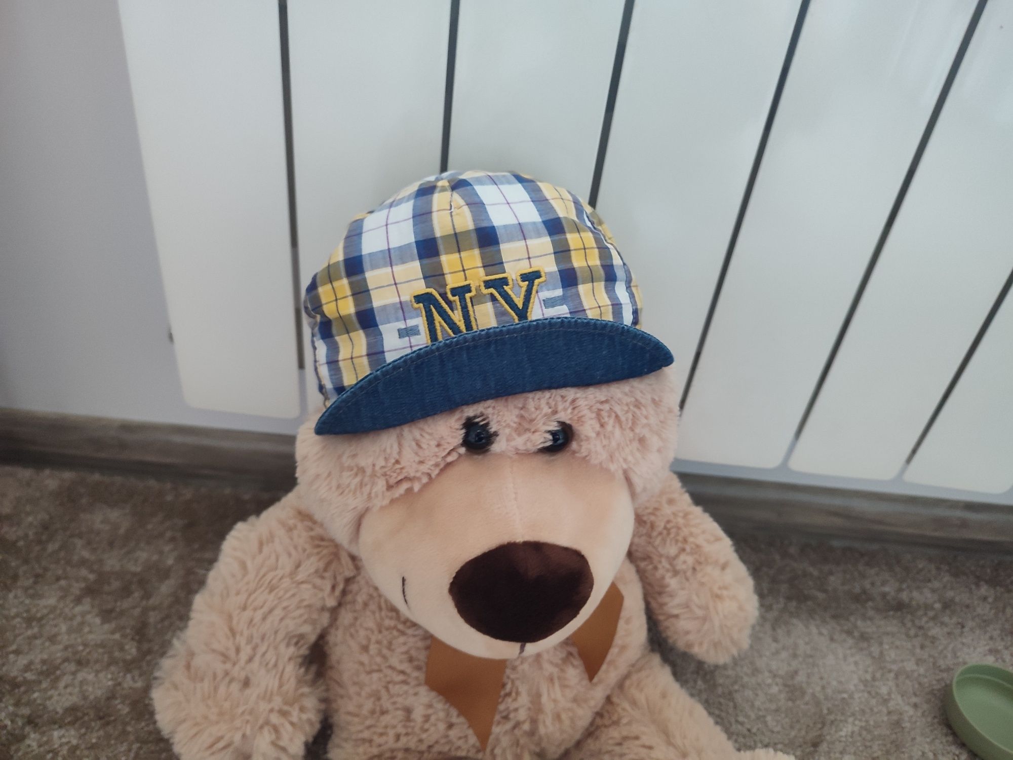 Czapka z daszkiem broel