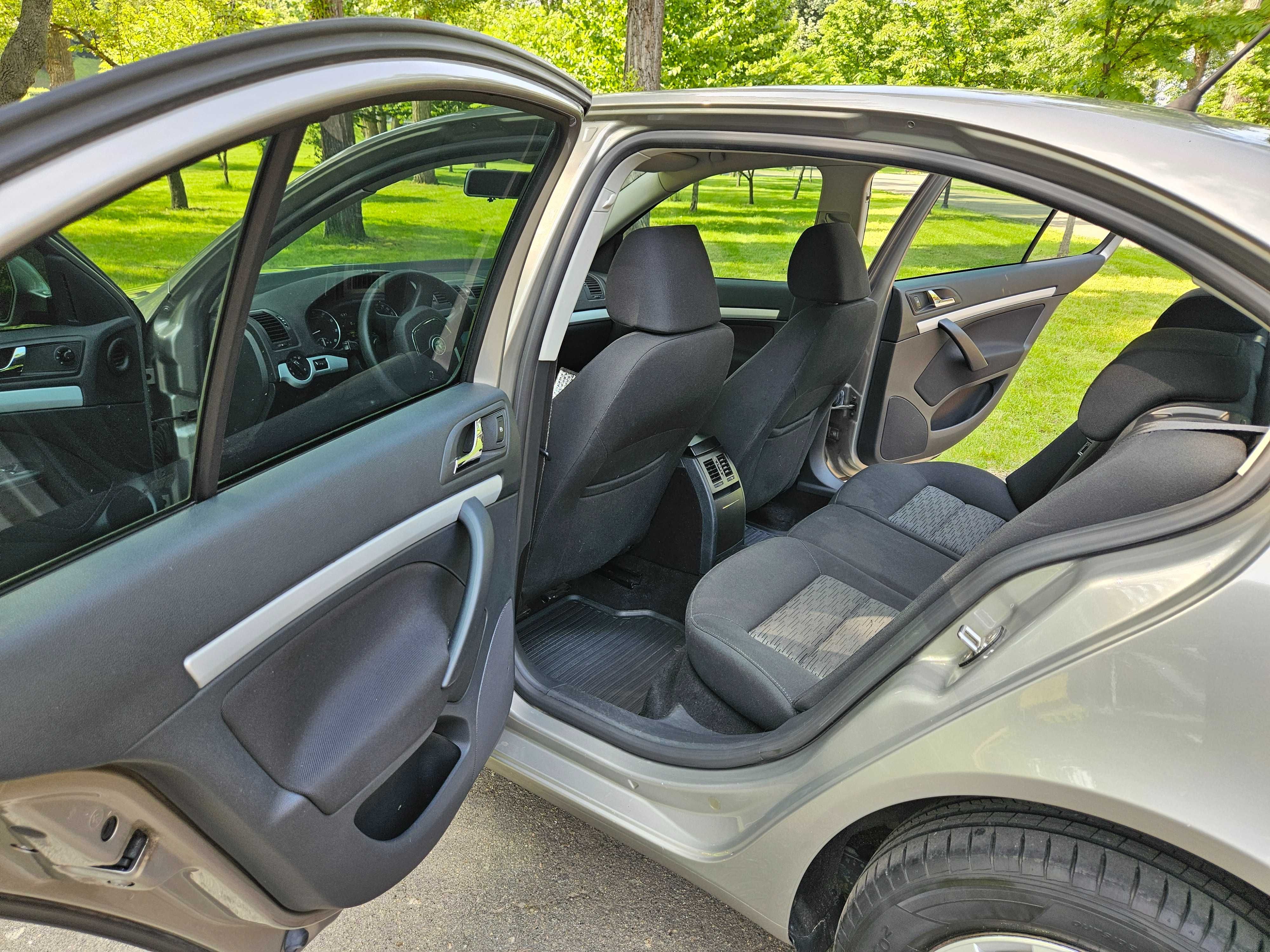 Skoda Octavia 1.8 TSi Офіційна!