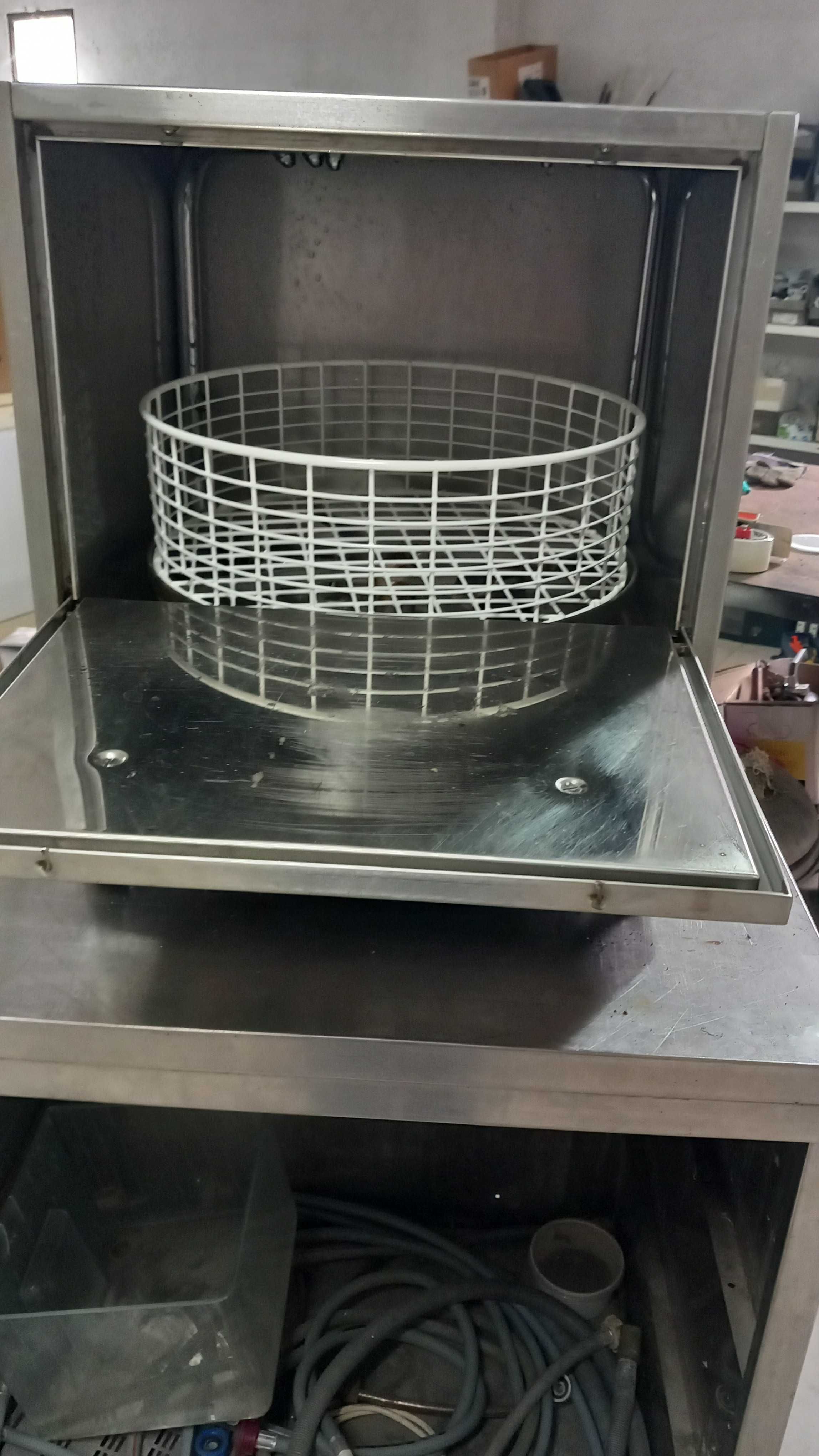 Máquina de Lavar Copos