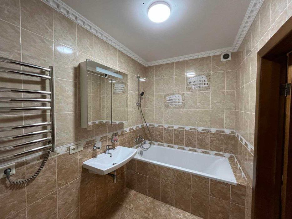 Квартира в ЖК Авангард, метро Виставковий центр, генератор, паркінг