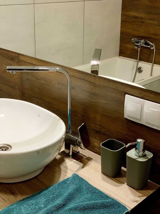 Посуточно. Бассейн. Чан на дровах. Генератор. Сауна. Подобово