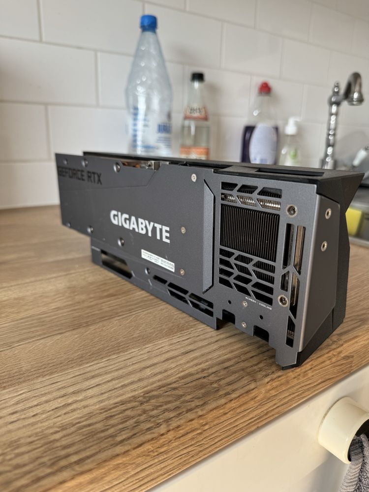 Rtx 3080 gigabyte 10gb chlodzenie wodne od alphacool