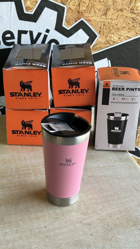 Copo Stanley 500ml - Com tampa e abridor de garrafa