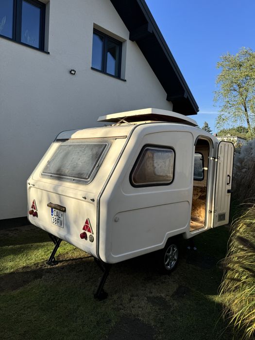 Przyczepa kempingowa Niewiadów N126E