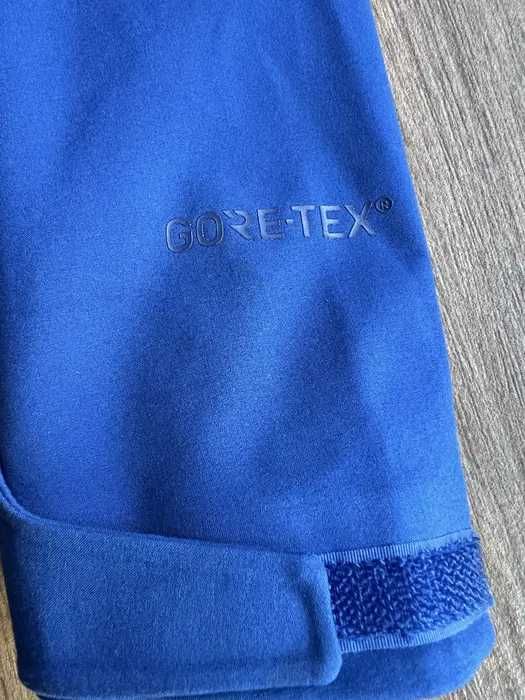 Damska kurtka The North Face Apex Flex Gore-Tex. Rozmiar S.