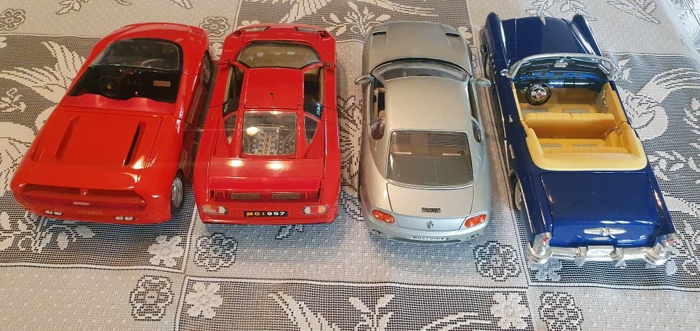 Miniaturas 1/18  sem caixa