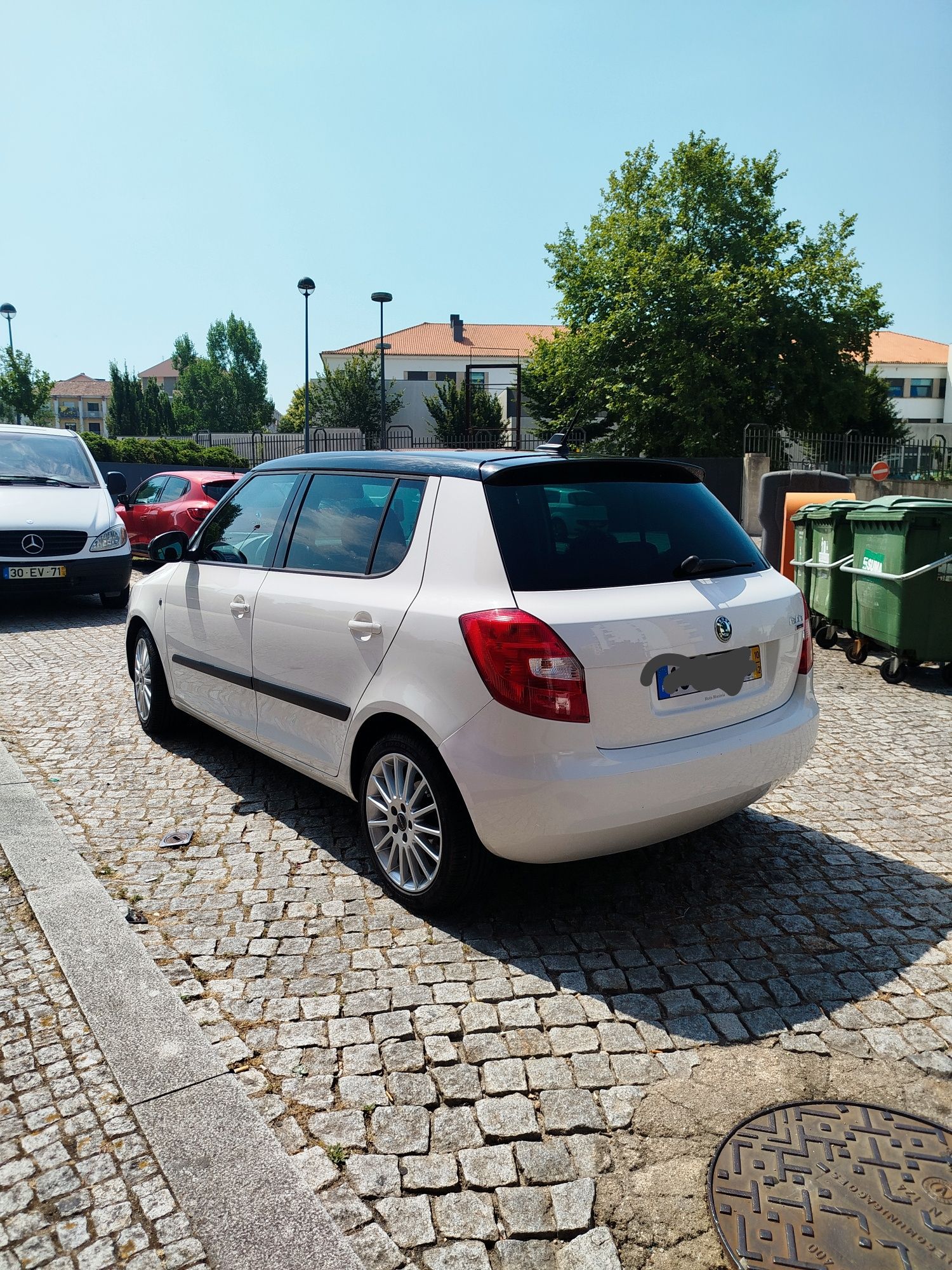 Oportunidade! Skoda Fabia 1.6TDI (90cv) - 58.000 km - Excelente estado