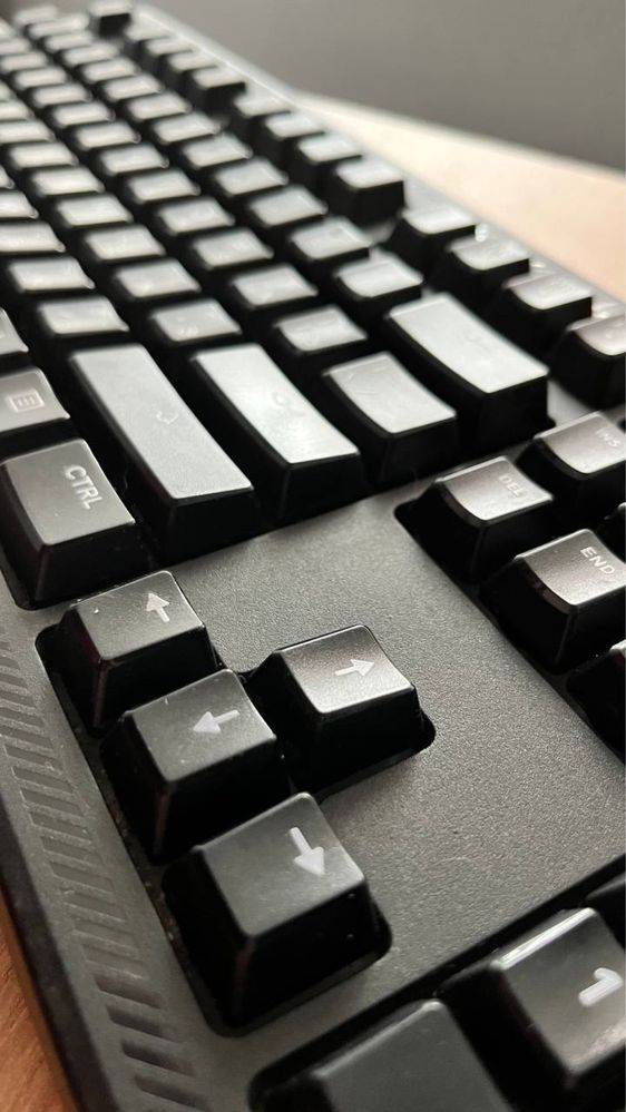 Клавіатура Steelseries Apex 100