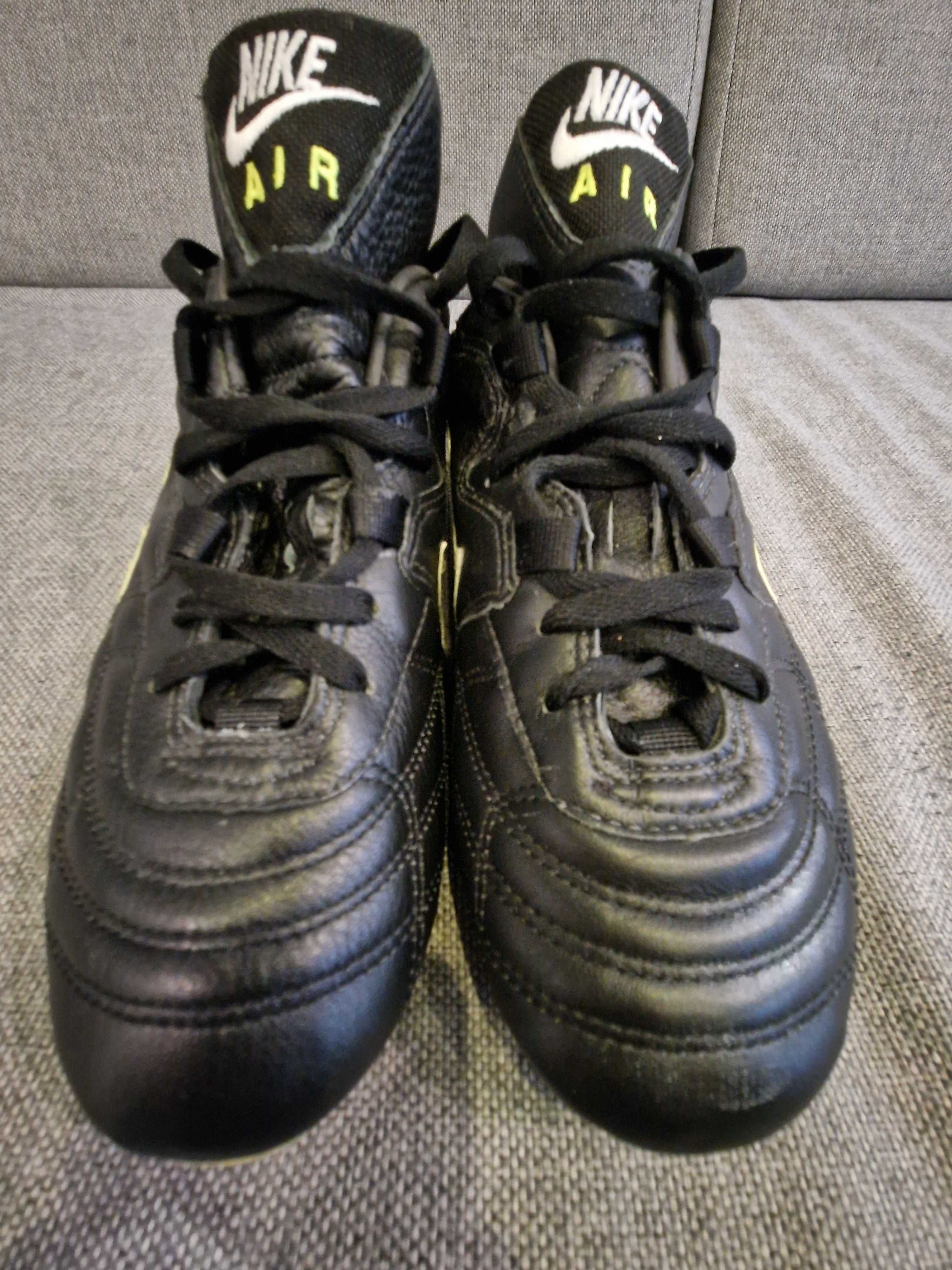 Buty piłkarskie Nike air rozm.42.5