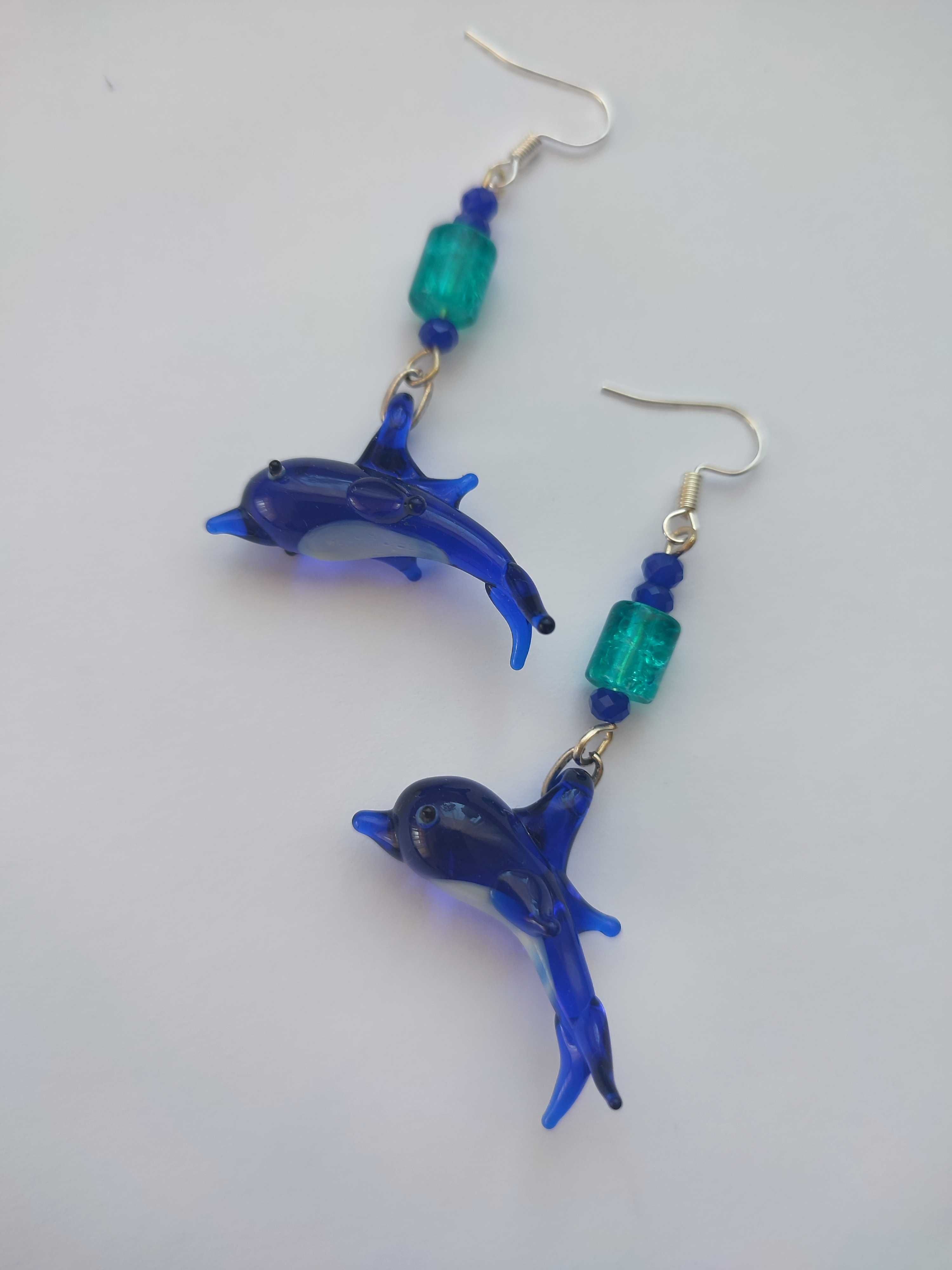 Сережки з синім дельфіном Lampwork