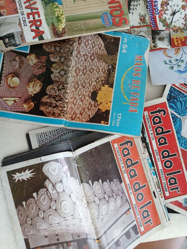 Revistas de Ponto Cruz e Renda
