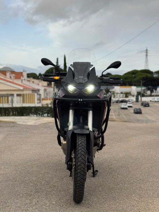 Honda Africa Twin CRF1100 • 2020 • Extras e manutenção feita
