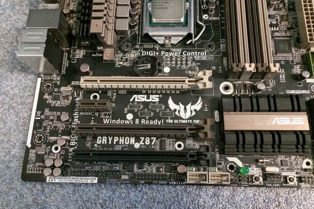 Asus Gryphon Z87 рабочая игровая материнская плата s1150 Haswell