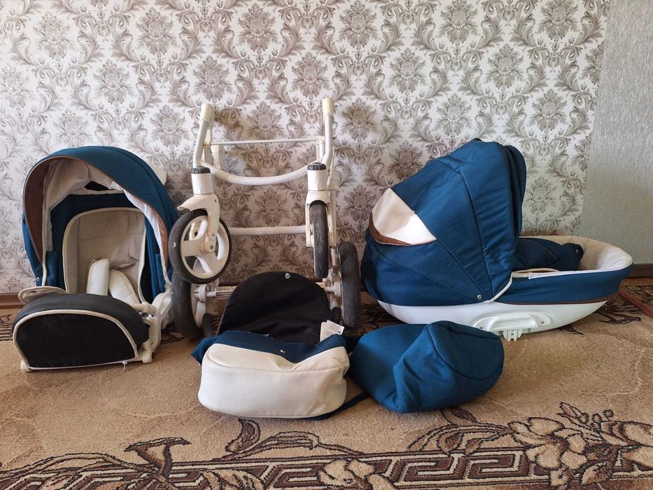 Дитячий візочок (коляска) Bexa Ideal 2 в 1.