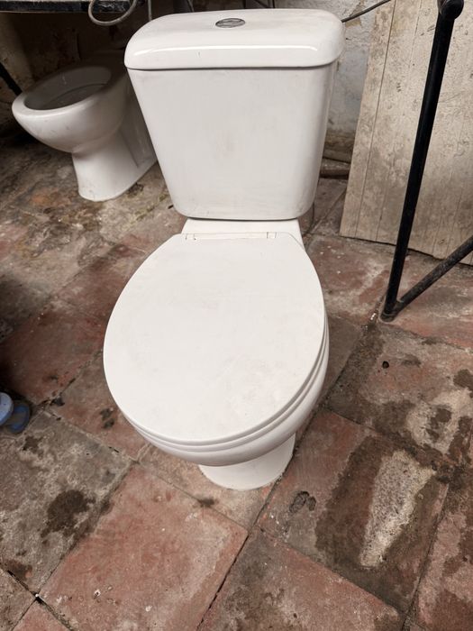 Sanita completa branca nova