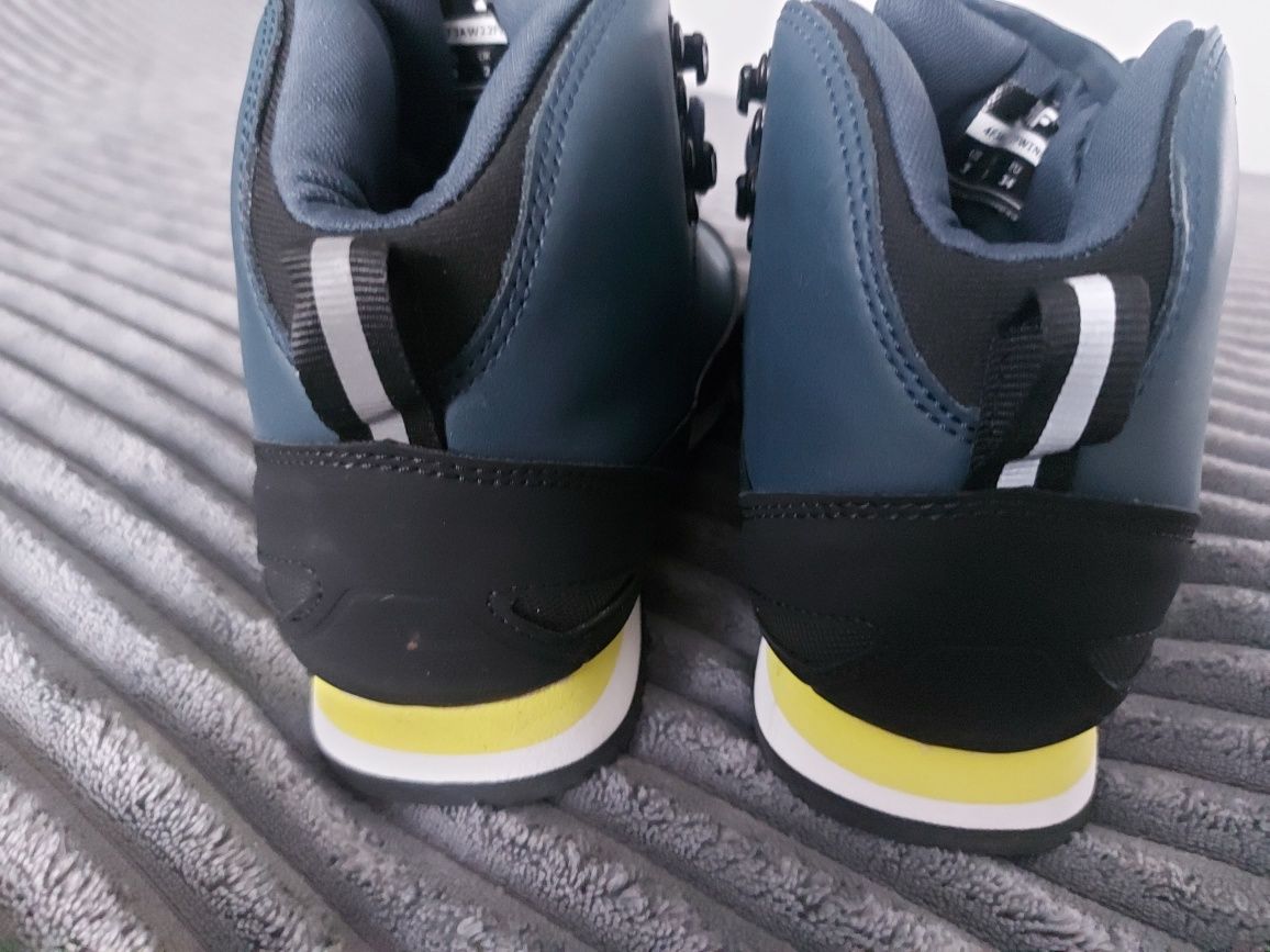 Nowe buty zimowe, przejściowe, trzewiki, kozaki,  śniegowce 4f rozm.34