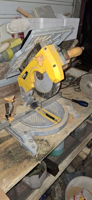 Serra esquadria com mesa Vito