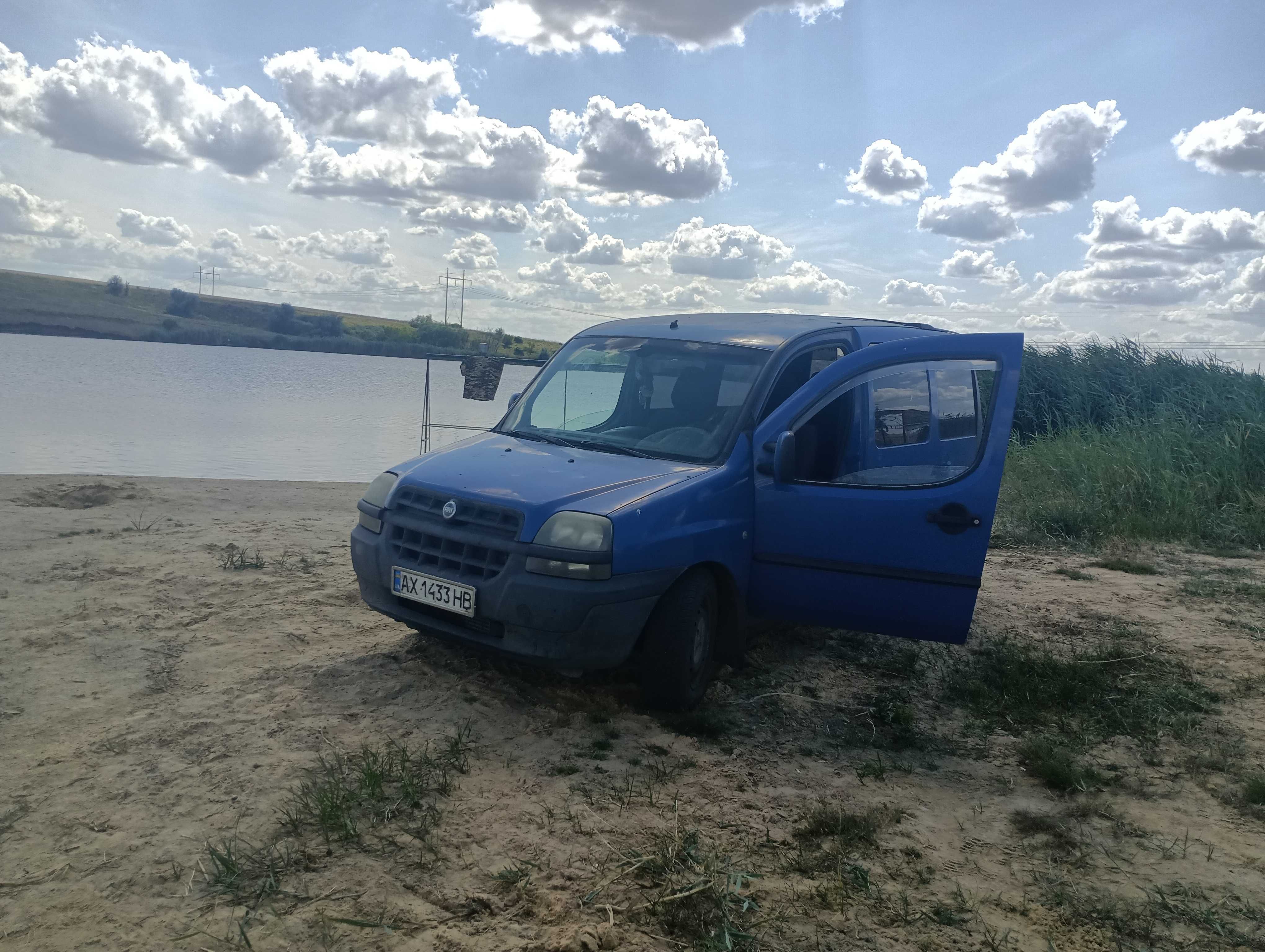 Fiat           Doblo