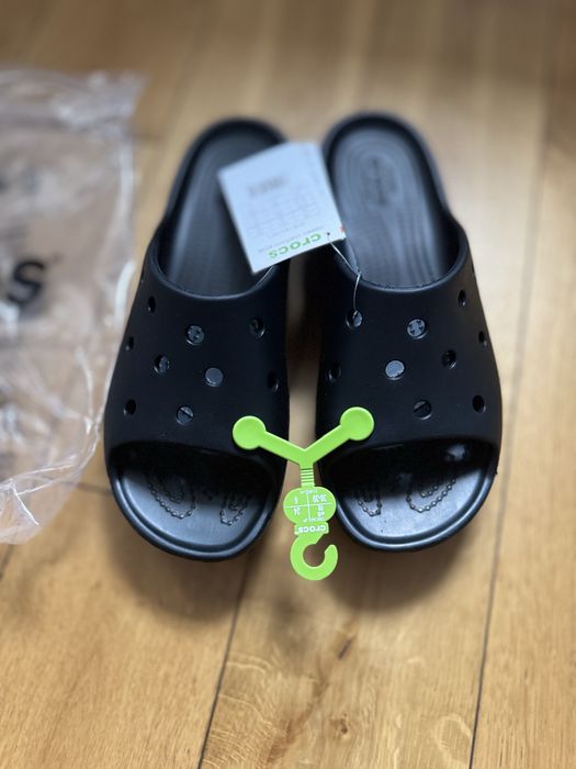 Klapki damskie czarne Crocs Classic Platform Slide rozm. 38/39