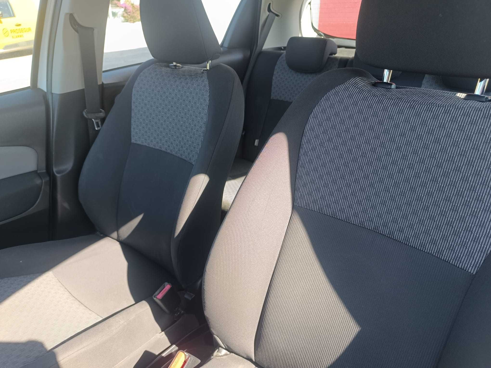 Toyota Yaris 1.0 VVT-i Comfort+PS Style+P.Techno