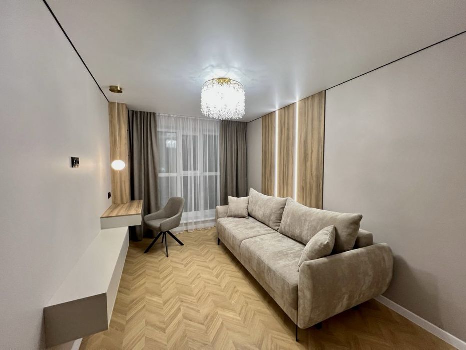 2кім. квартира в новобудові з ремонтом меблями та технікою