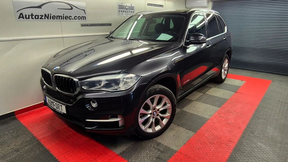 BMW X5 25d 4x4 Kamera el.Klapa Skóra Nawigacja 3 sztuki na placu w Augustowie