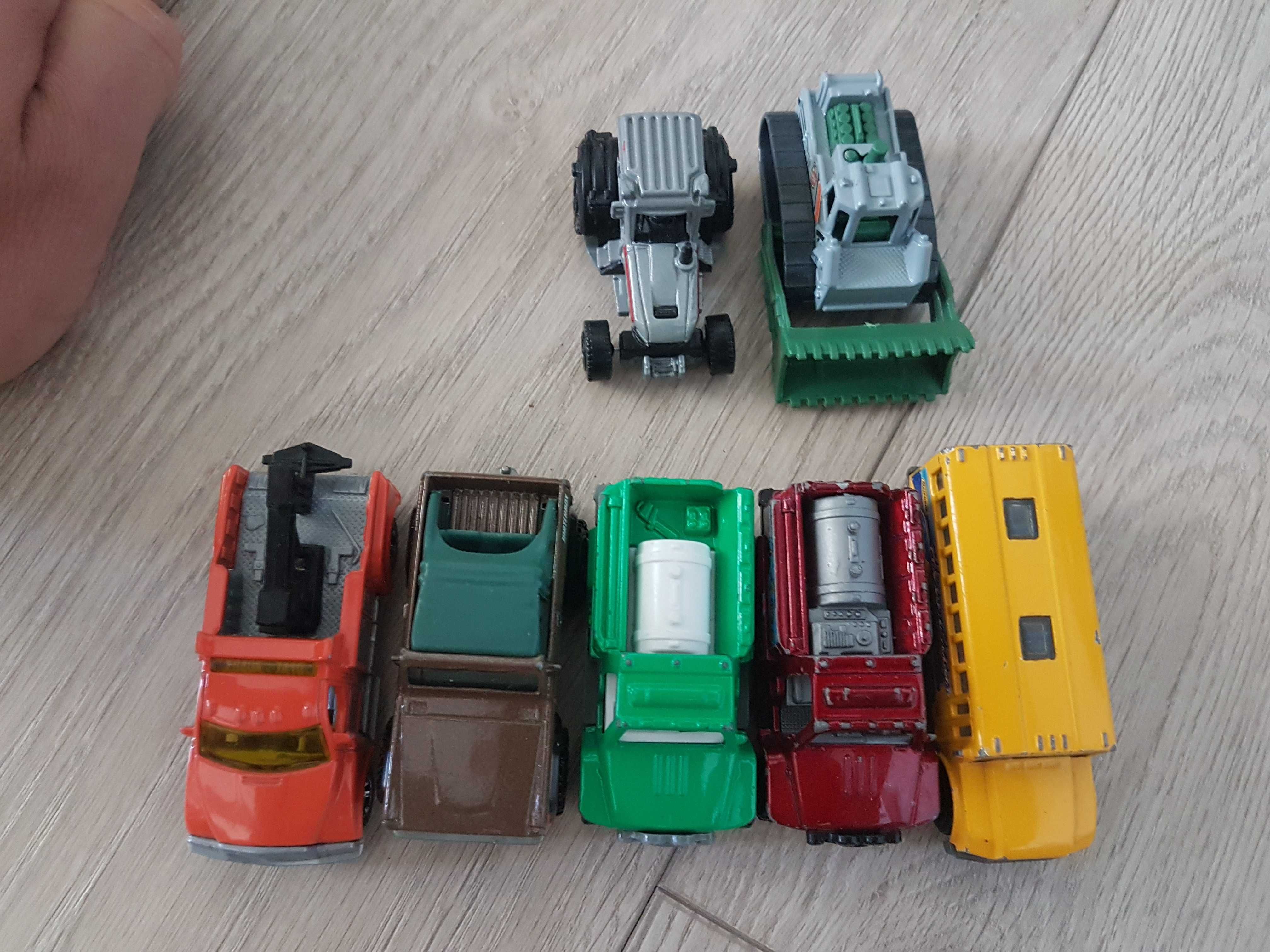 Matchbox  resorak autko samochodzik pociąg kolejka wagoniki