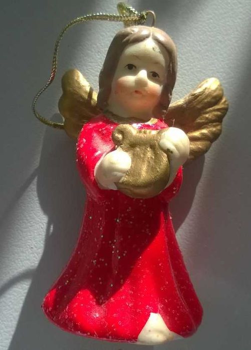 Figurka Aniołek z harfą z dzwoneczkiem do zawieszenia na choinkę 7cm